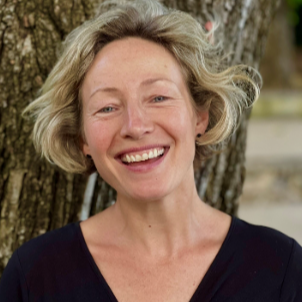 Dr Sarah Milne