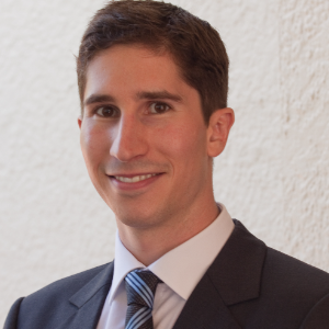 Dr Tom Cundy