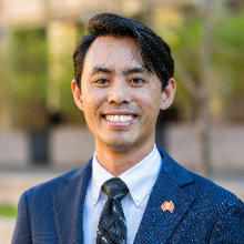 Dr Trung Ton
