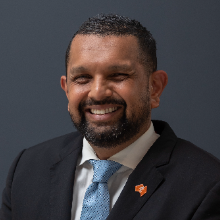 Dr Dinesh Palipana