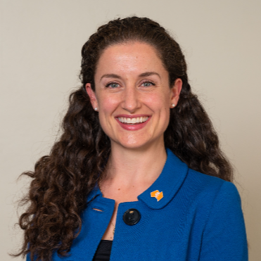 Dr Isabel Hanson